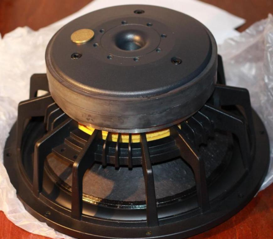 sub-mag1270r (3)
