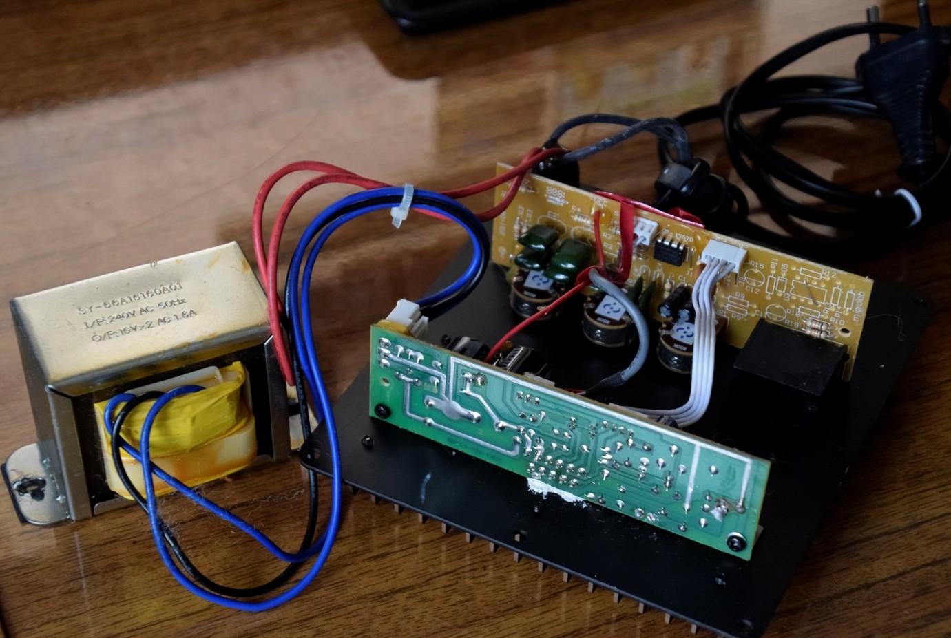 Microlab SOLO 2