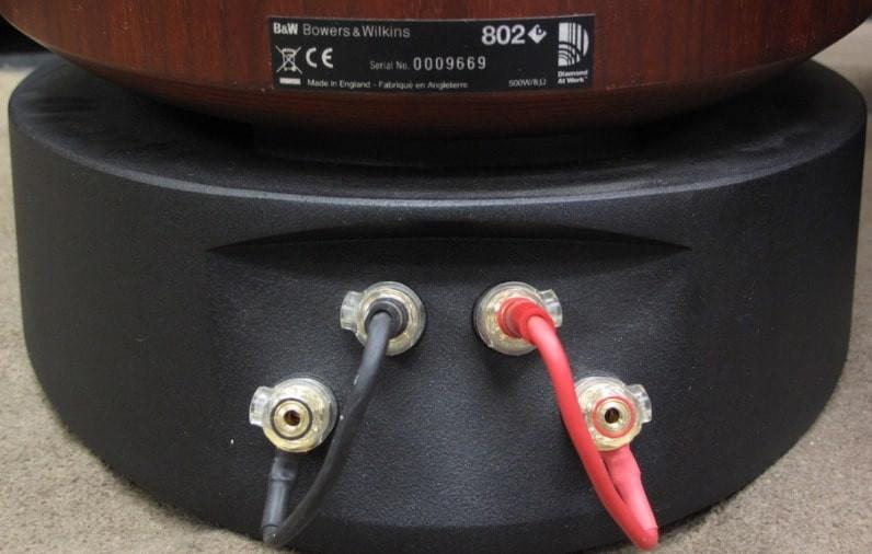 Bowers & Wilkins Nautilus 802 D2