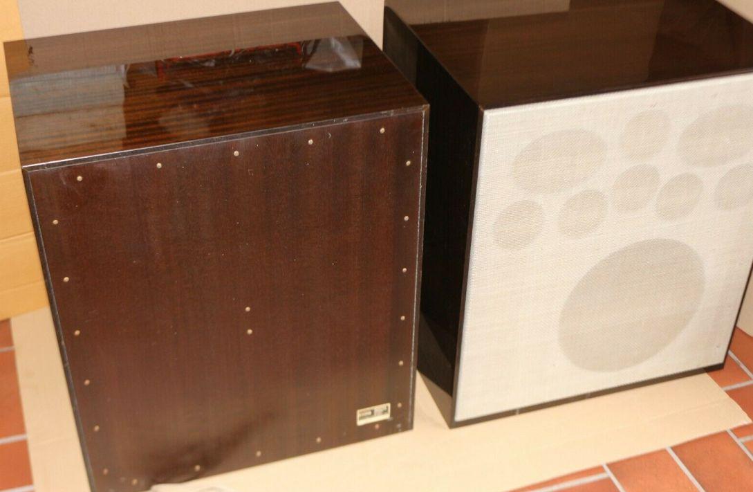 Блок объемного звучания Grundig 100 Блок объемного звучания Grundig 100