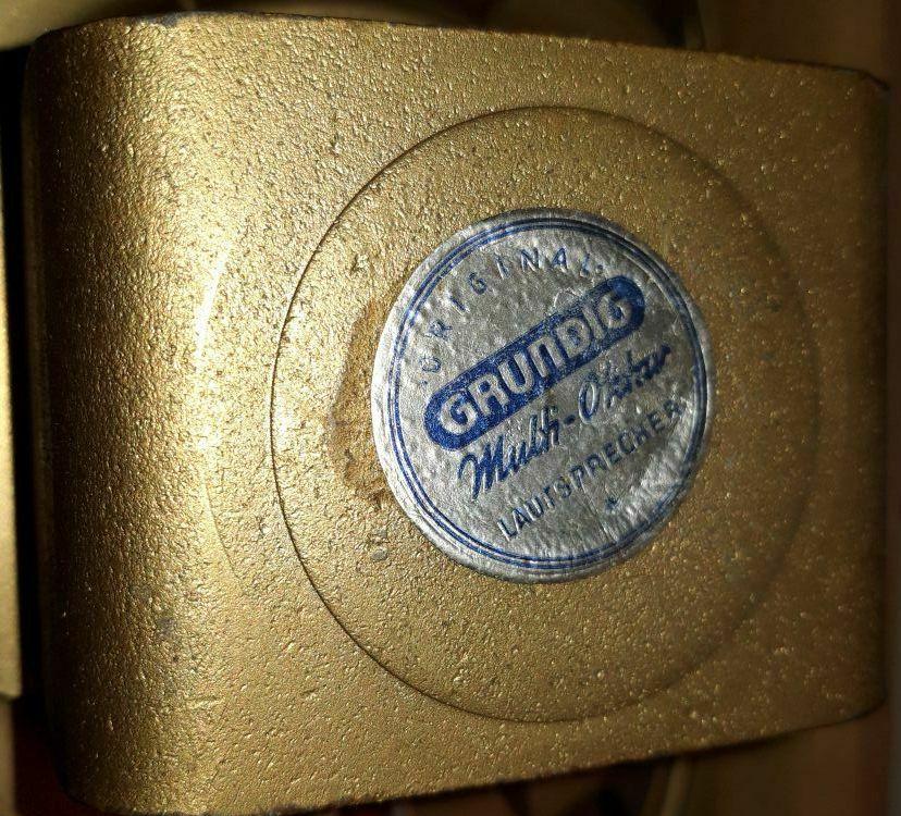 Громкоговоритель Grundig