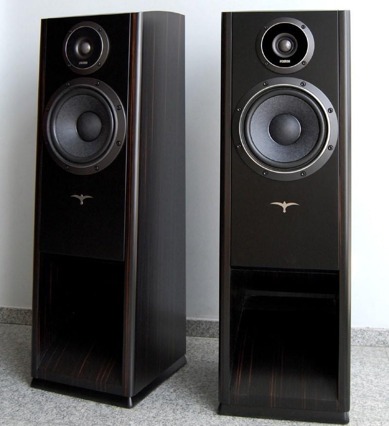 «Capri Horn» с рупорным оформлением НЧ (Fostex FW-208N + FT28D)