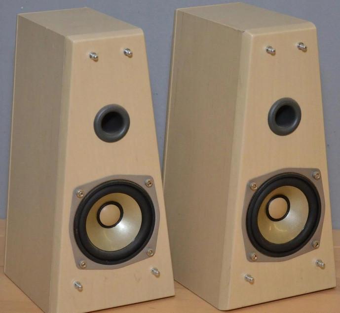Колонки от музыкального центра JVC Oburikon