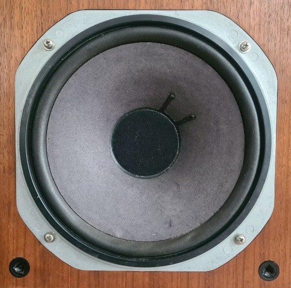 Yamaha NS-670 Yamaha NS-670