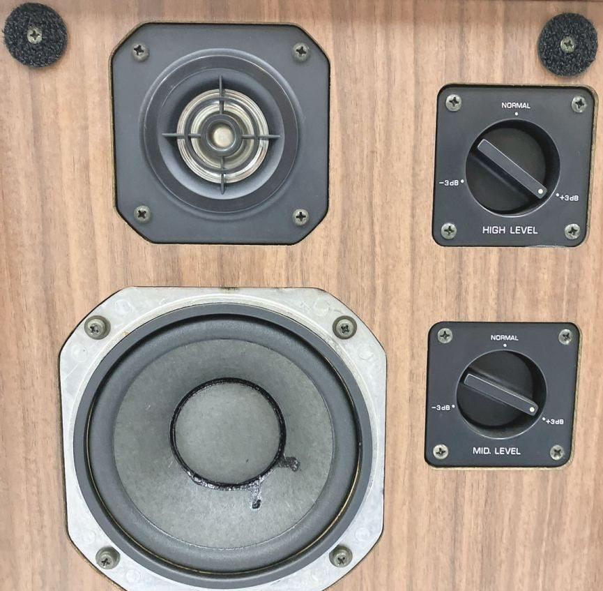 Yamaha NS-630 Yamaha NS-630