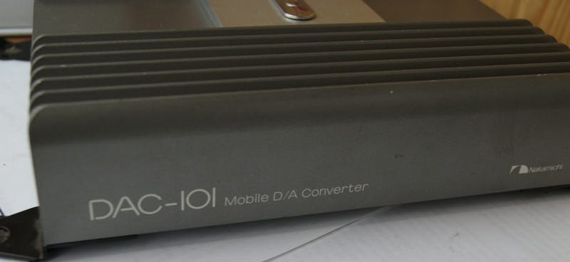 Nakamichi DAC-101: внешний автомобильный ЦАП с двумя TDA1541A S1