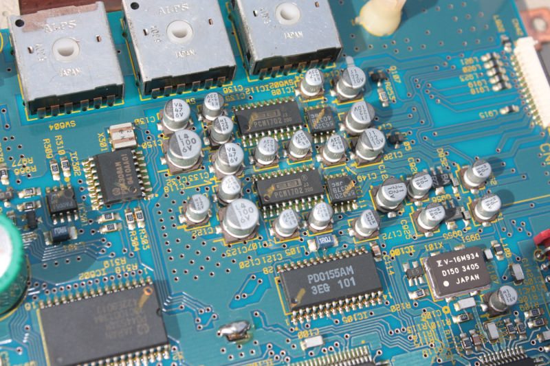 Плата Pioneer RS-A2 с белыми термопрокладками и радиатором